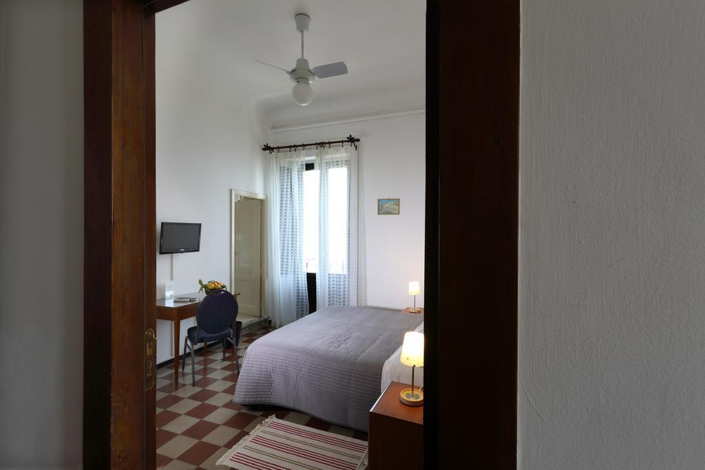 Villa Astoria Таормина Экстерьер фото