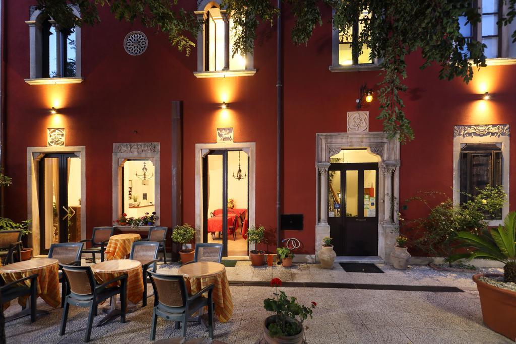 Villa Astoria Таормина Экстерьер фото
